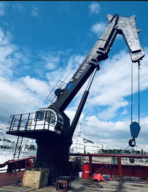 Deck Cranes 
